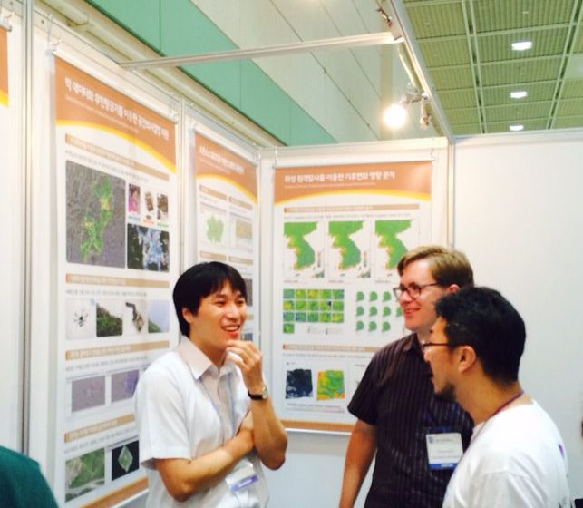 Photo of Mr. Yu, B.J. Jang, and Stephen Mather at Smart GeoSpatial Expo 2014