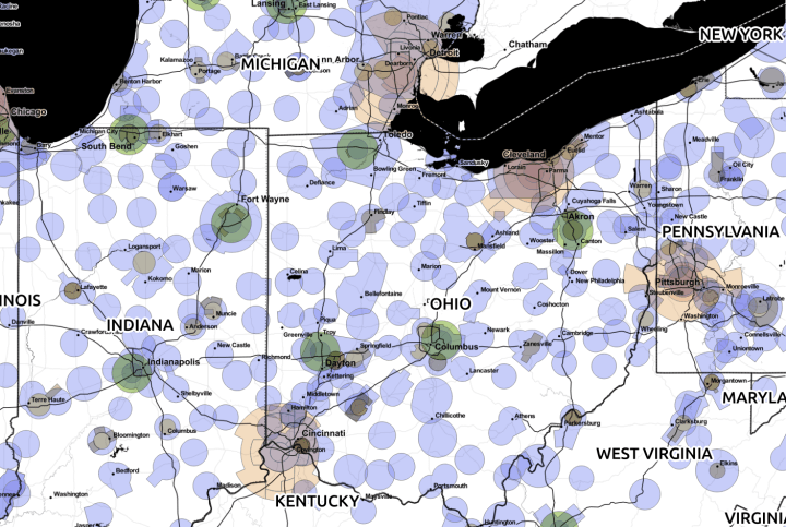 Map showing Class B, C, D, E0, and E5 airspace